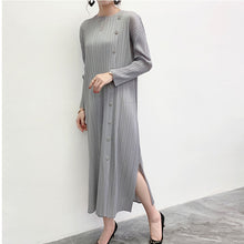 Load image into Gallery viewer, LANMREM LANMREM 2020 new spring summer pleaeted dress for women round collar single breasted vent hem dress long sleeve YJ26601