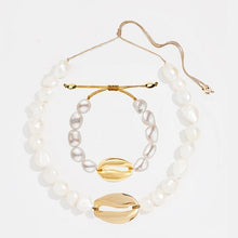 Load image into Gallery viewer, Freshwater Pearl Necklace Paired With Natural Large Gold Color Shell Pendant Special Production Of New Hot Women's Necklace